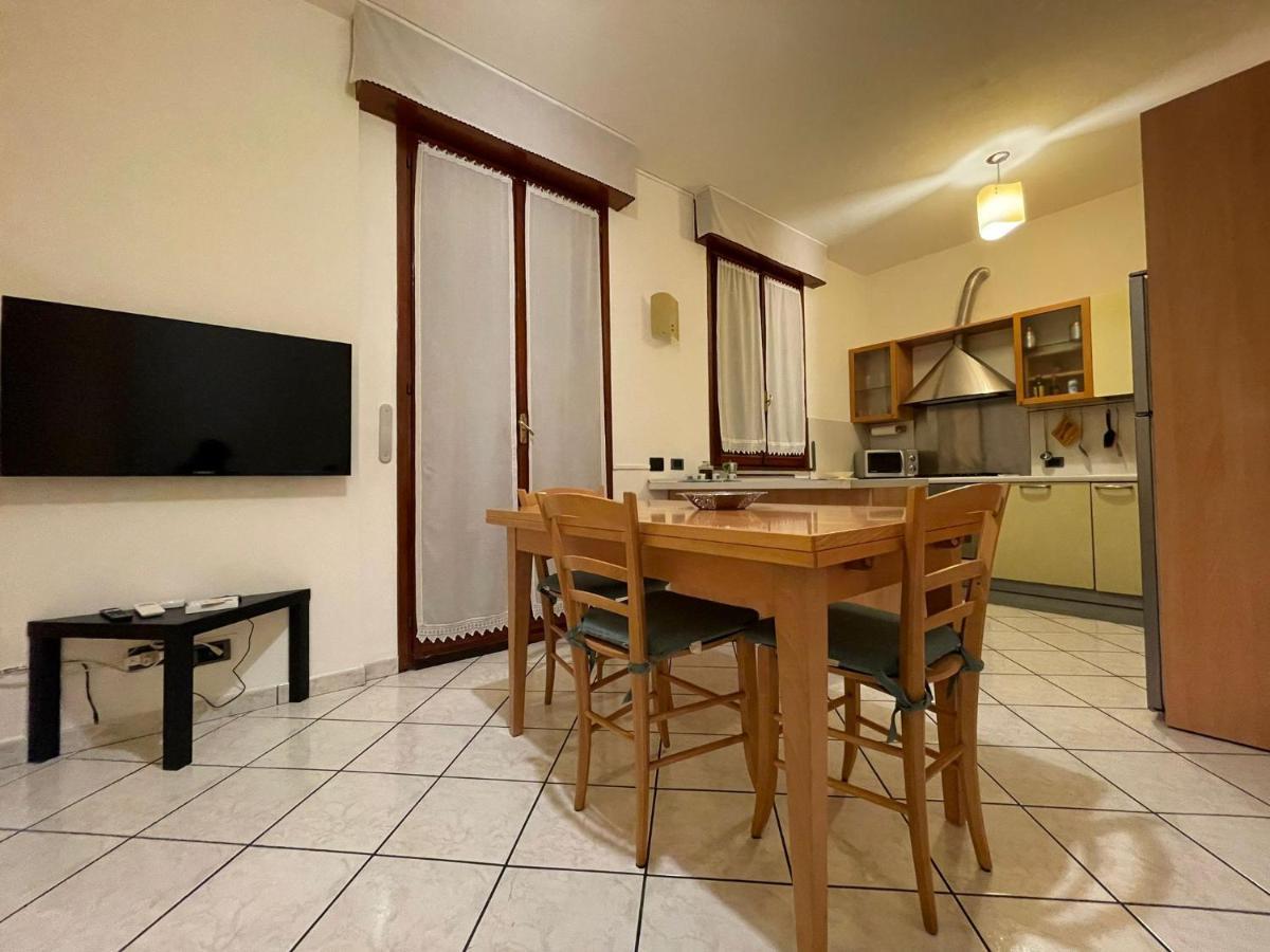 Royal Suite - Near Station & City Center Modena Exterior photo